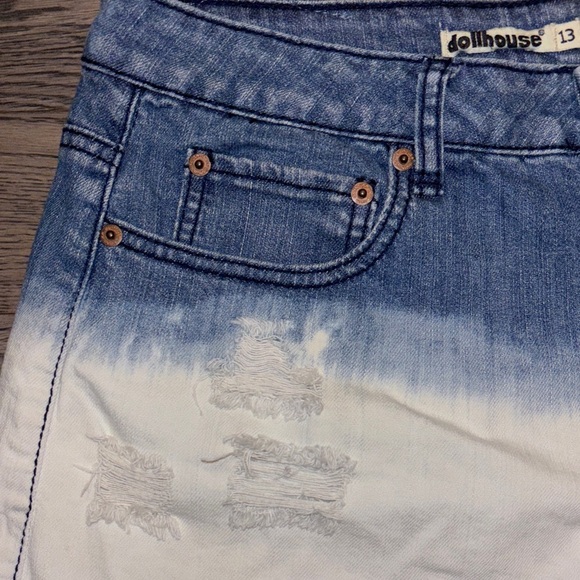 Dollhouse Blue and White Dip-Dye Jean Shorts - Picture 10 of 12